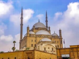 Discover Islamic Cairo: Stunning Mosques and Historic Architecture