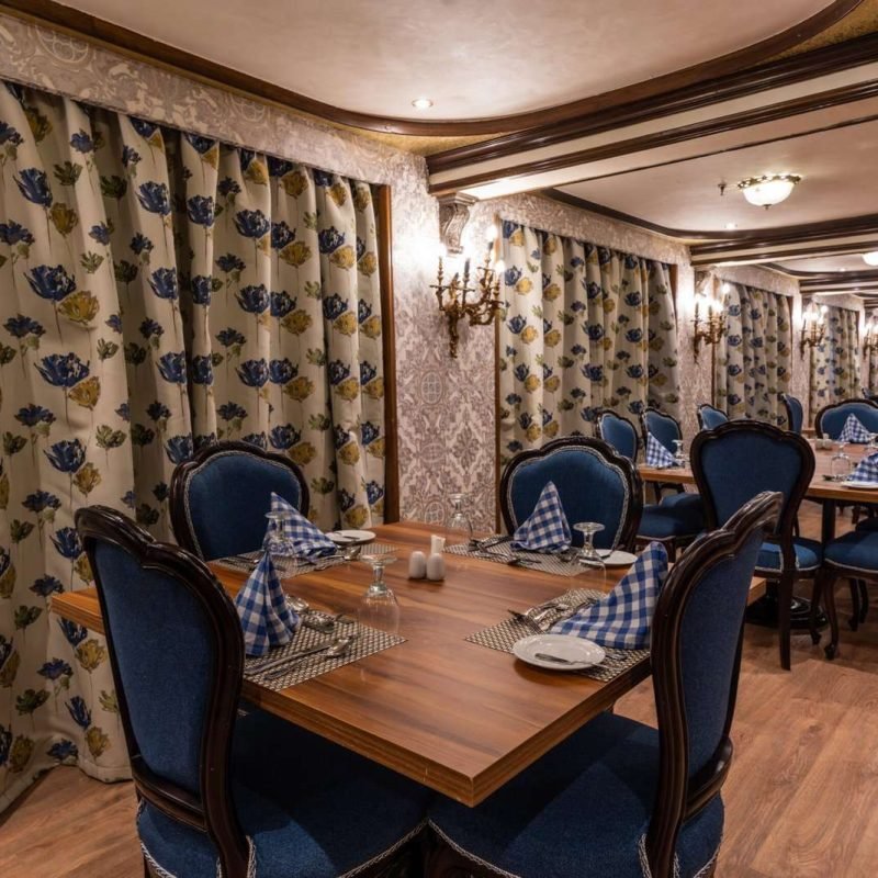 Luxury Dining Nile Cruise